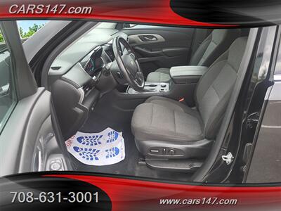 2018 Chevrolet Traverse LT Cloth   - Photo 9 - Midlothian, IL 60445