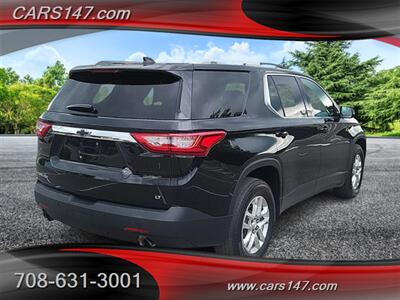 2018 Chevrolet Traverse LT Cloth   - Photo 5 - Midlothian, IL 60445