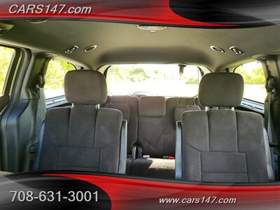 2013 Dodge Grand Caravan SXT - Photo 17 - Midlothian, IL 60445