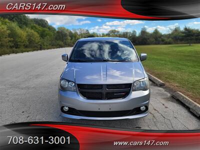 2013 Dodge Grand Caravan SXT - Photo 3 - Midlothian, IL 60445