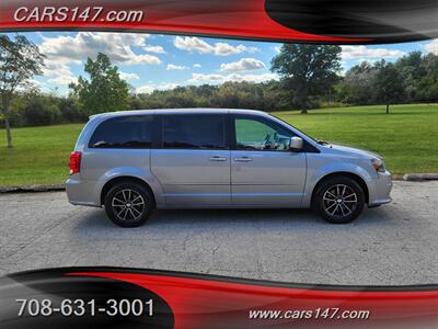 2013 Dodge Grand Caravan SXT - Photo 5 - Midlothian, IL 60445