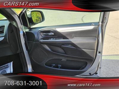 2013 Dodge Grand Caravan SXT - Photo 25 - Midlothian, IL 60445