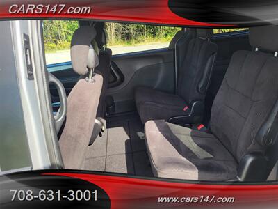 2013 Dodge Grand Caravan SXT - Photo 22 - Midlothian, IL 60445