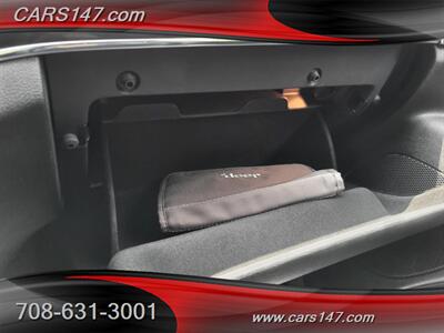 2017 Jeep Grand Cherokee Trailhawk   - Photo 28 - Midlothian, IL 60445