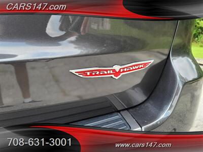 2017 Jeep Grand Cherokee Trailhawk   - Photo 15 - Midlothian, IL 60445
