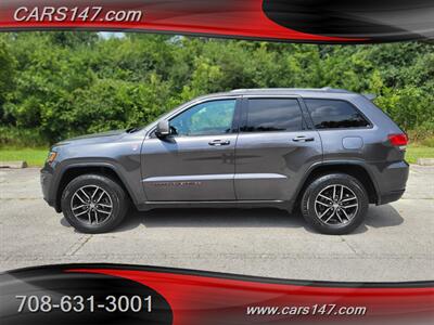 2017 Jeep Grand Cherokee Trailhawk   - Photo 2 - Midlothian, IL 60445