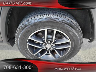 2017 Jeep Grand Cherokee Trailhawk   - Photo 10 - Midlothian, IL 60445