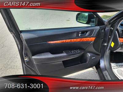 2011 Subaru Outback 3.6R Limited   - Photo 18 - Midlothian, IL 60445