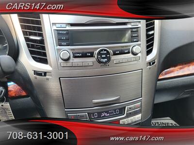 2011 Subaru Outback 3.6R Limited   - Photo 28 - Midlothian, IL 60445