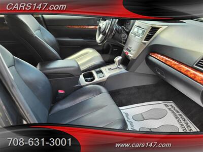 2011 Subaru Outback 3.6R Limited   - Photo 23 - Midlothian, IL 60445
