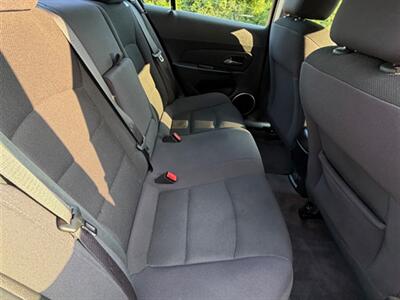 2012 Chevrolet Cruze LT - Photo 19 - Midlothian, IL 60445