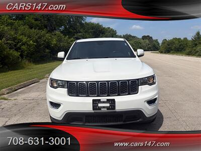 2017 Jeep Grand Cherokee Laredo   - Photo 8 - Midlothian, IL 60445