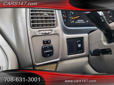 1999 Toyota Avalon XL   - Photo 20 - Midlothian, IL 60445