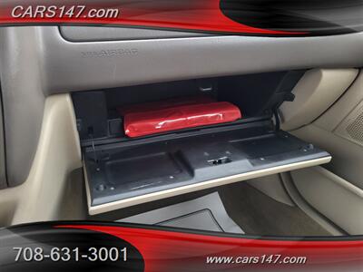 1999 Toyota Avalon XL   - Photo 26 - Midlothian, IL 60445