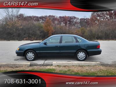 1999 Toyota Avalon XL   - Photo 2 - Midlothian, IL 60445