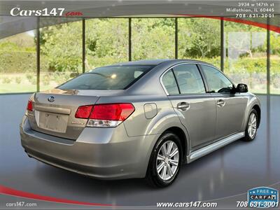 2010 Subaru Legacy 2.5i Premium   - Photo 5 - Midlothian, IL 60445