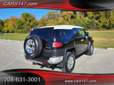 2010 Toyota FJ Cruiser   - Photo 5 - Midlothian, IL 60445