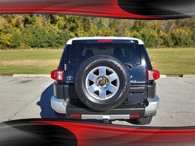 2010 Toyota FJ Cruiser   - Photo 6 - Midlothian, IL 60445