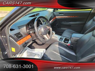 2011 Subaru Outback 2.5i Limited   - Photo 9 - Midlothian, IL 60445