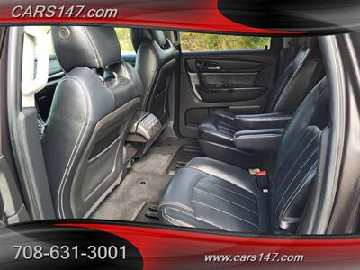 2017 Chevrolet Traverse LT   - Photo 18 - Midlothian, IL 60445