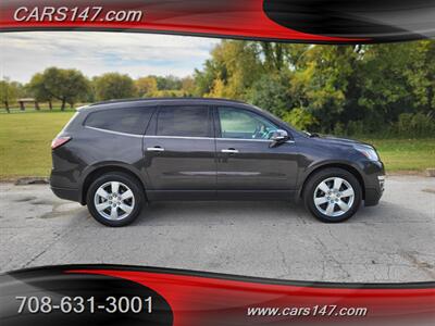 2017 Chevrolet Traverse LT   - Photo 5 - Midlothian, IL 60445