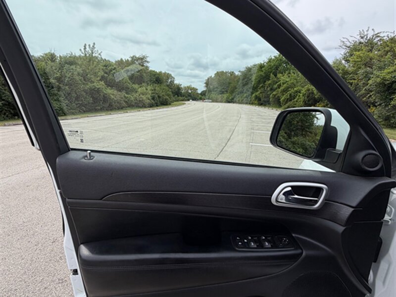 2015 Jeep Grand Cherokee Altitude - Photo 22 - Midlothian, IL 60445