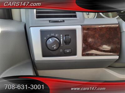 2010 Chrysler Town and Country Touring   - Photo 23 - Midlothian, IL 60445