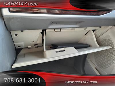 2010 Chrysler Town and Country Touring   - Photo 26 - Midlothian, IL 60445