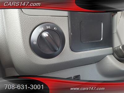 2021 Nissan NV 2500 HD SV   - Photo 16 - Midlothian, IL 60445