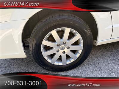 2015 Chrysler Town and Country Touring   - Photo 29 - Midlothian, IL 60445