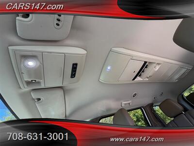 2015 Chrysler Town and Country Touring   - Photo 18 - Midlothian, IL 60445