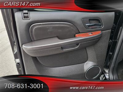 2011 Cadillac Escalade ESV Luxury - Photo 25 - Midlothian, IL 60445