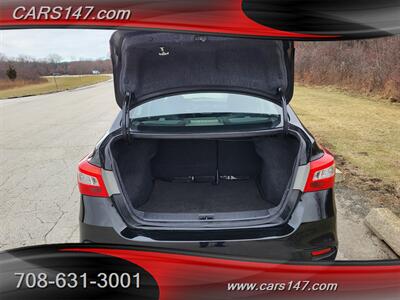 2019 Nissan Sentra S   - Photo 10 - Midlothian, IL 60445