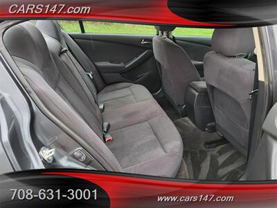 2012 Nissan Altima 2.5 S   - Photo 14 - Midlothian, IL 60445