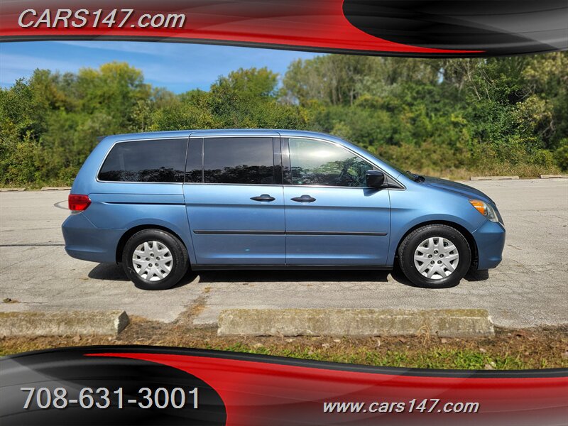 2010 Honda Odyssey LX photo 4