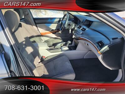 2011 Honda Accord EX   - Photo 12 - Midlothian, IL 60445