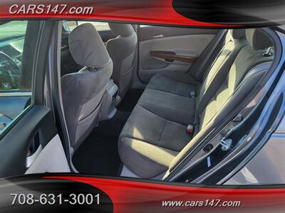 2011 Honda Accord EX   - Photo 13 - Midlothian, IL 60445
