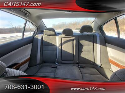 2011 Honda Accord EX   - Photo 15 - Midlothian, IL 60445