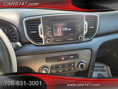 2017 Kia Sportage LX   - Photo 12 - Midlothian, IL 60445
