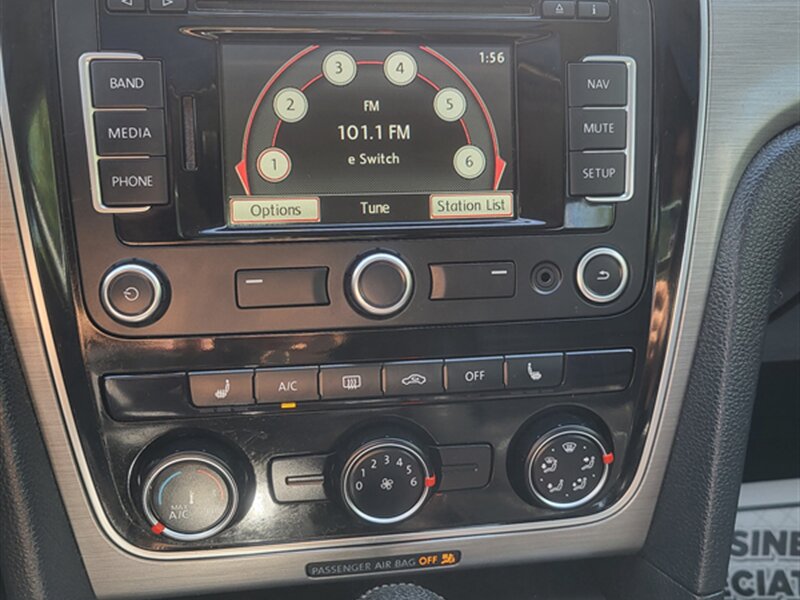 2014 Volkswagen Passat 1.8T SE - Photo 15 - Midlothian, IL 60445