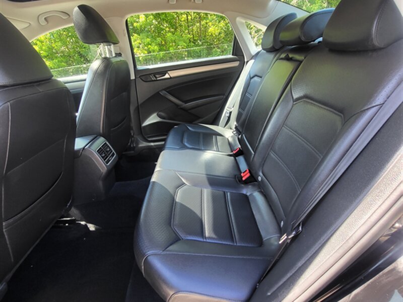 2014 Volkswagen Passat 1.8T SE - Photo 19 - Midlothian, IL 60445