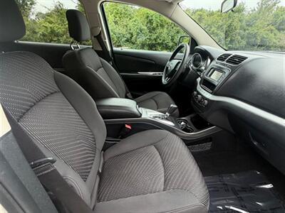 2012 Dodge Journey SXT   - Photo 17 - Midlothian, IL 60445