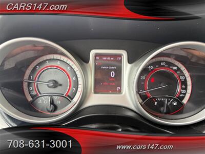 2012 Dodge Journey SXT   - Photo 12 - Midlothian, IL 60445