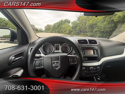 2012 Dodge Journey SXT   - Photo 11 - Midlothian, IL 60445