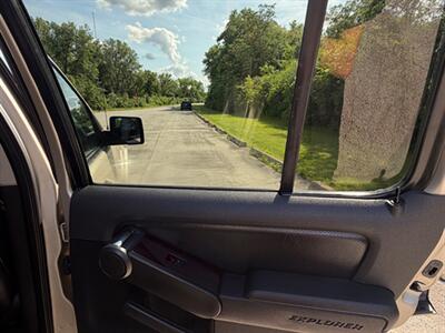 2006 Ford Explorer Limited   - Photo 28 - Midlothian, IL 60445