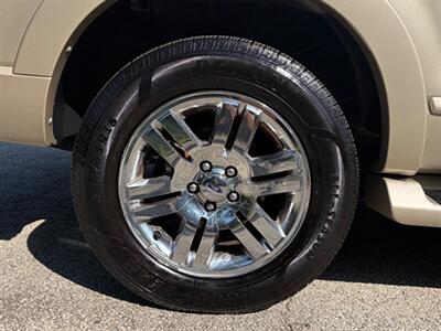 2006 Ford Explorer Limited   - Photo 31 - Midlothian, IL 60445