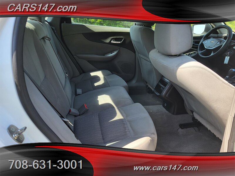 2017 Chevrolet Impala LS - Photo 13 - Midlothian, IL 60445