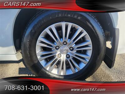 2016 Chrysler Town and Country Touring-L   - Photo 30 - Midlothian, IL 60445