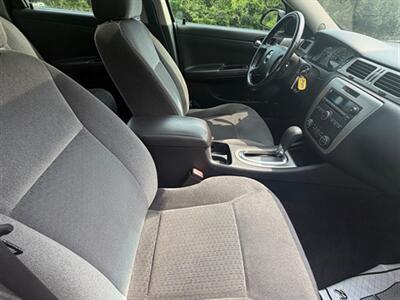 2006 Chevrolet Impala SS   - Photo 18 - Midlothian, IL 60445