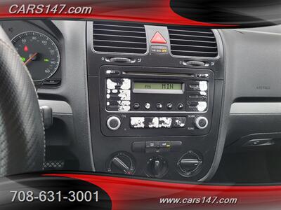 2006 Volkswagen Jetta Value Edition   - Photo 17 - Midlothian, IL 60445